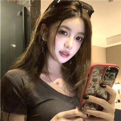 明天，我会成为谁的女友
